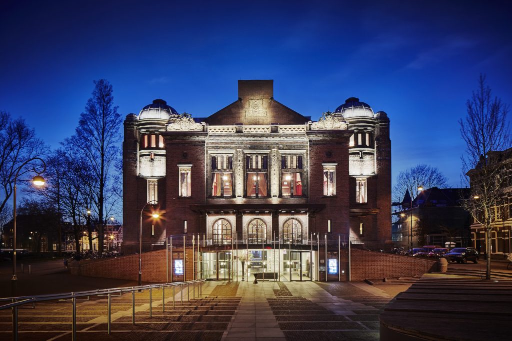 shutterstock_1521526610