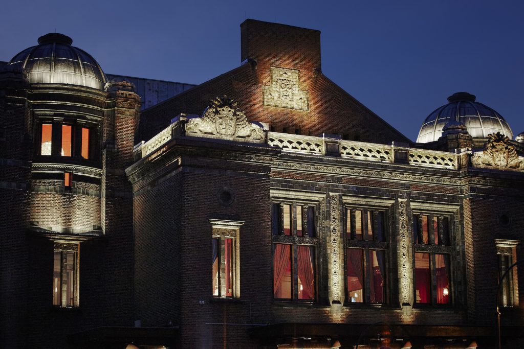 shutterstock_1521526610